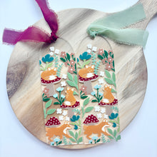 Load image into Gallery viewer, Foxes and Ferns Acrylic Bookmark
