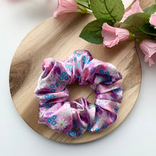 Load image into Gallery viewer, Lilac Ditsy Satin Scrunchie
